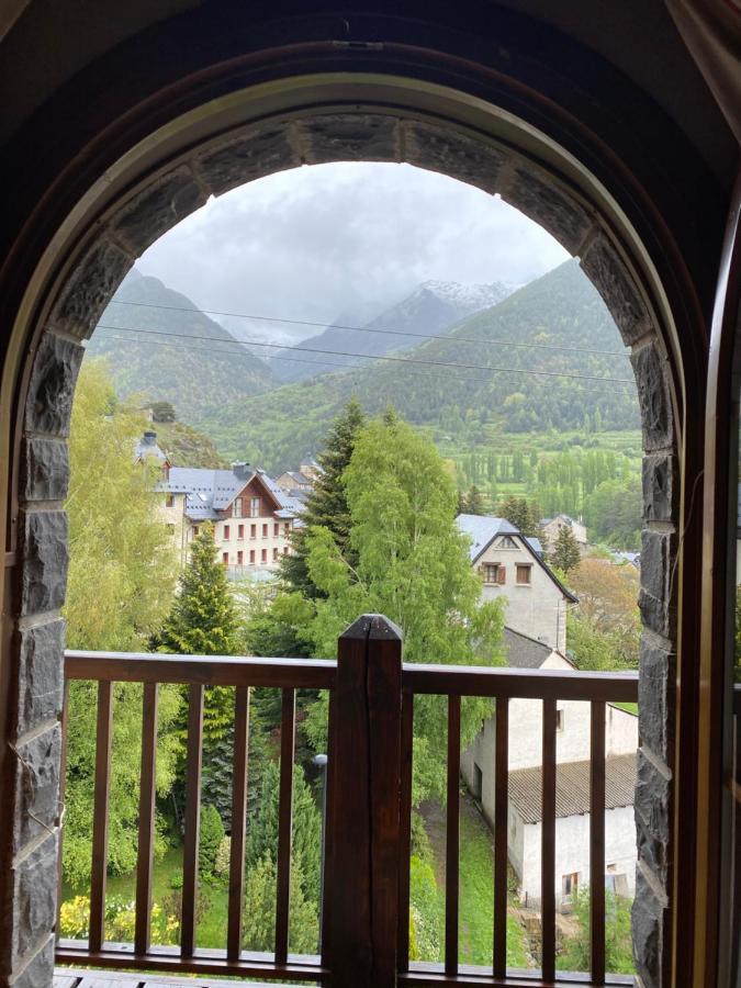Hotel Bocale Sallent De Gallego Luaran gambar