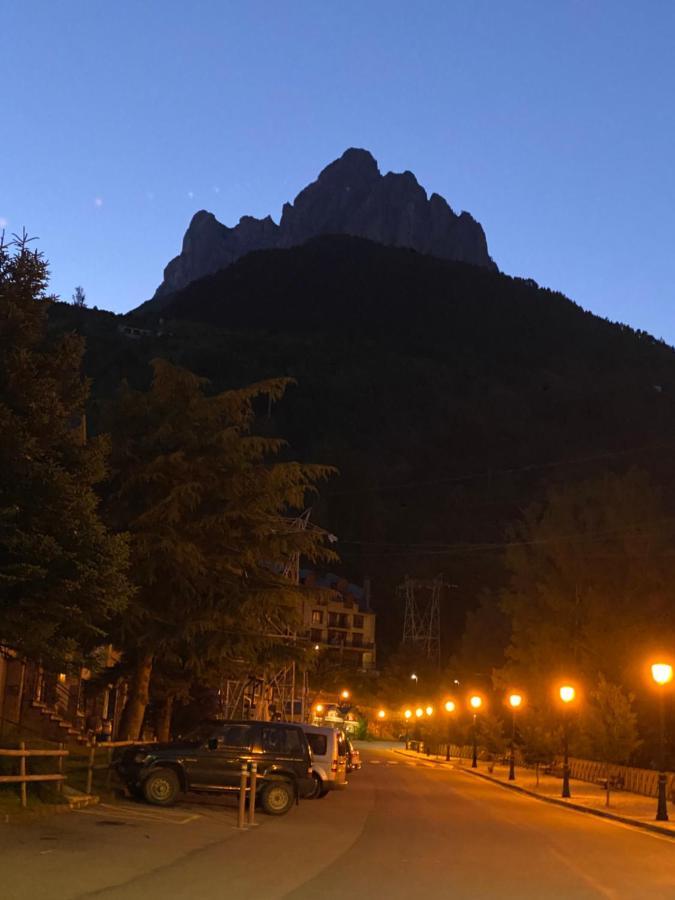 Hotel Bocale Sallent De Gallego Luaran gambar