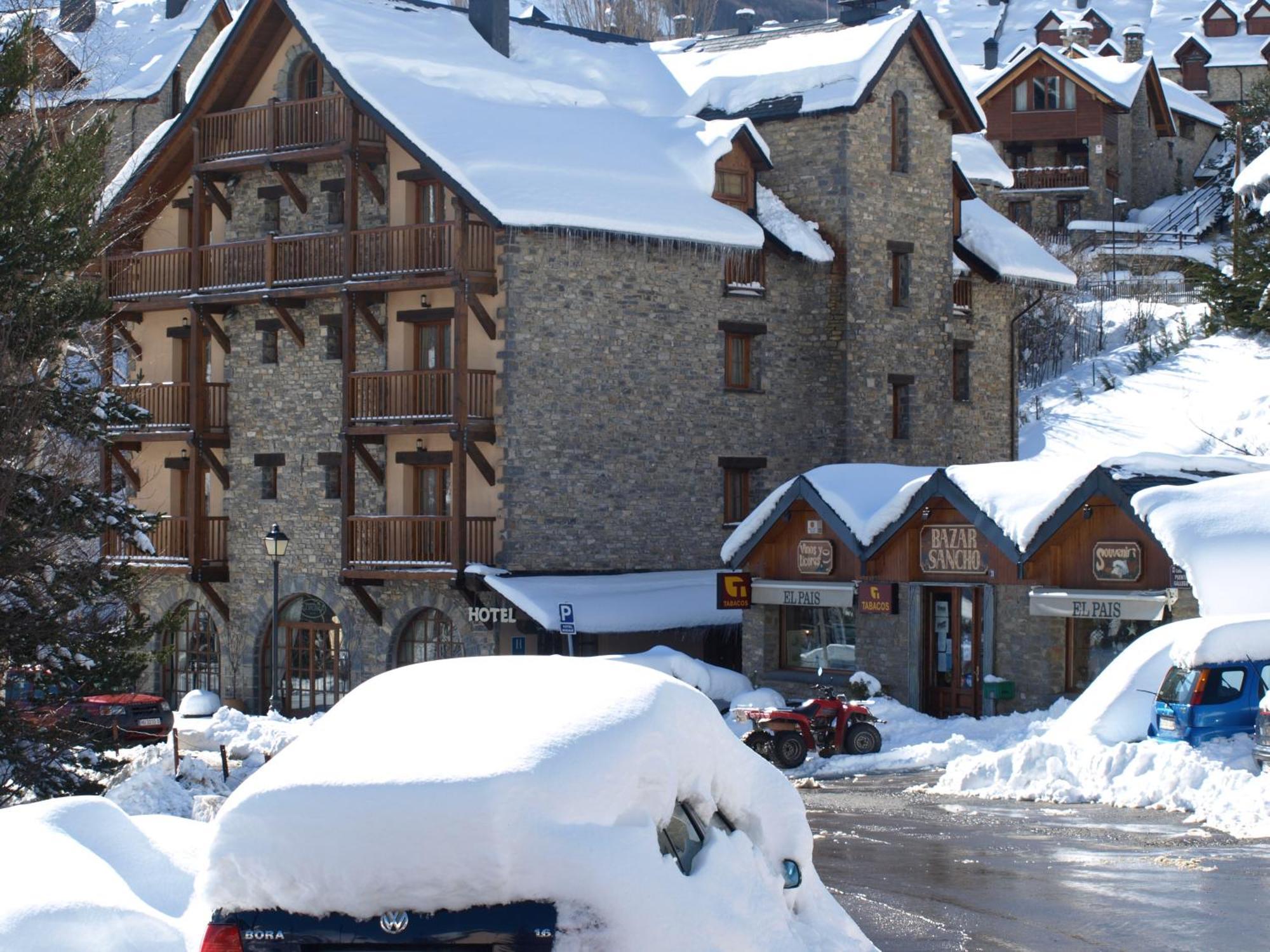 Hotel Bocale Sallent De Gallego Luaran gambar