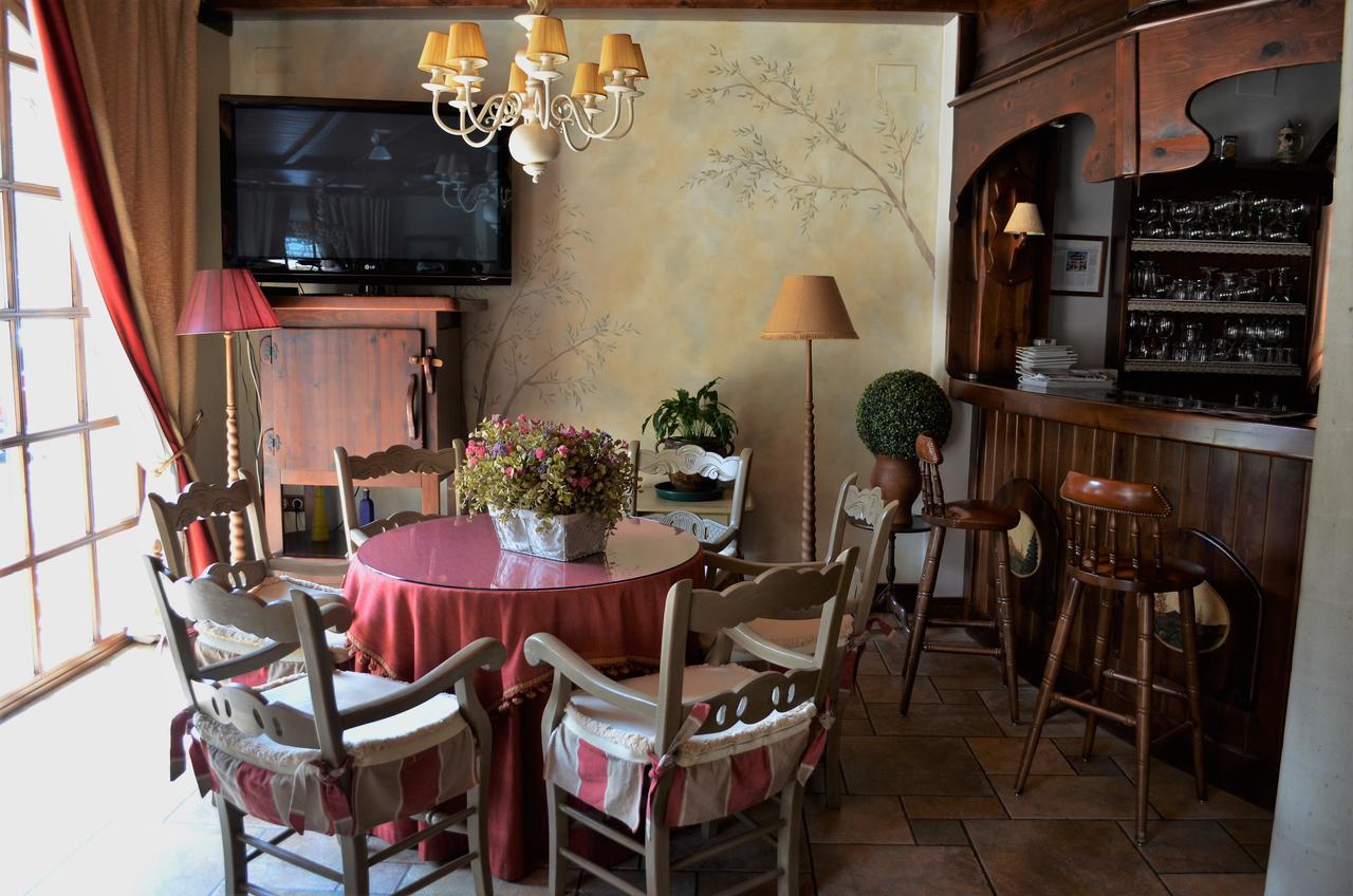 Hotel Bocale Sallent De Gallego Luaran gambar